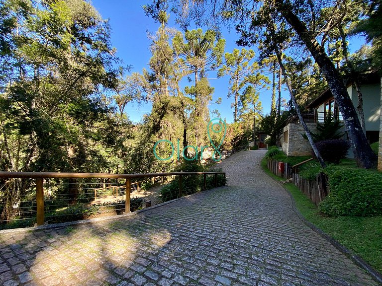 Casa de Cinema em Condomínio de Alto Padrão