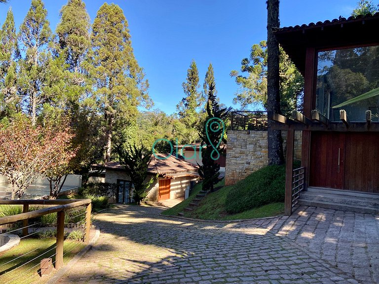 Casa de Cinema em Condomínio de Alto Padrão