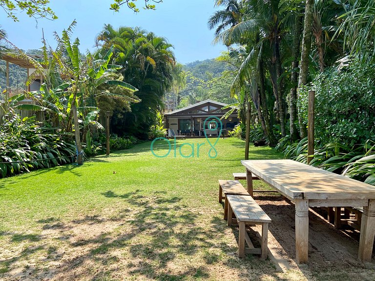 Casa Pé na Areia Fora de Cond. no Canto Direito